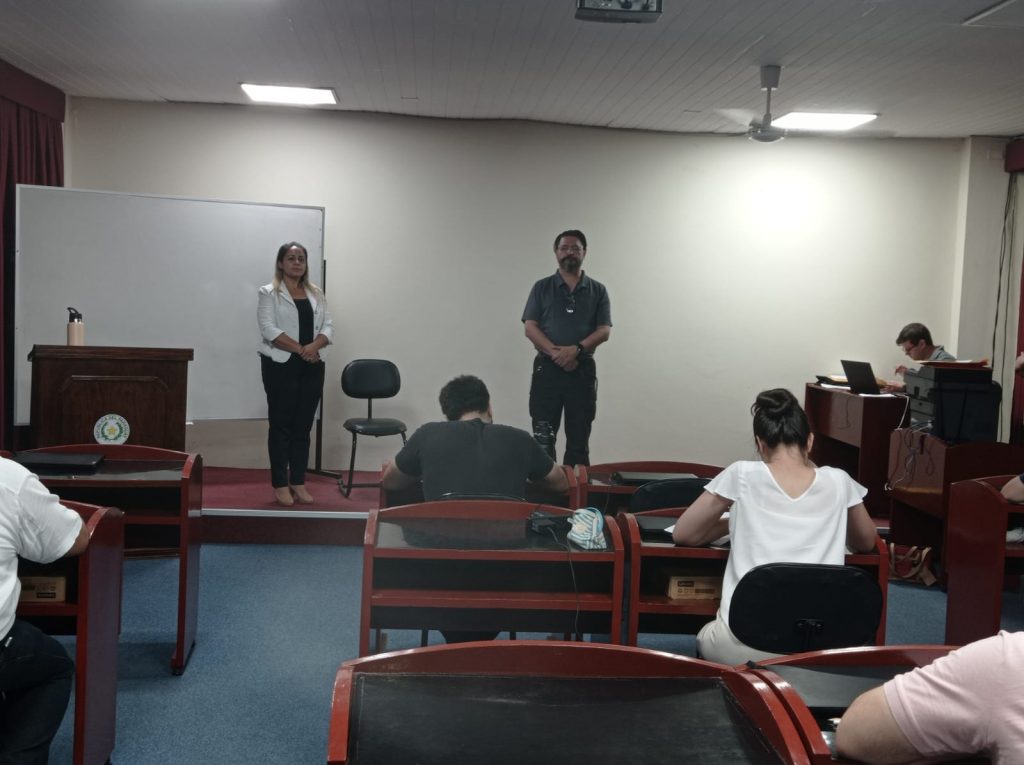 Evalúan competencia lingüística en guaraní de postulantes a cargos públicos de la Agencia Espacial del Paraguay