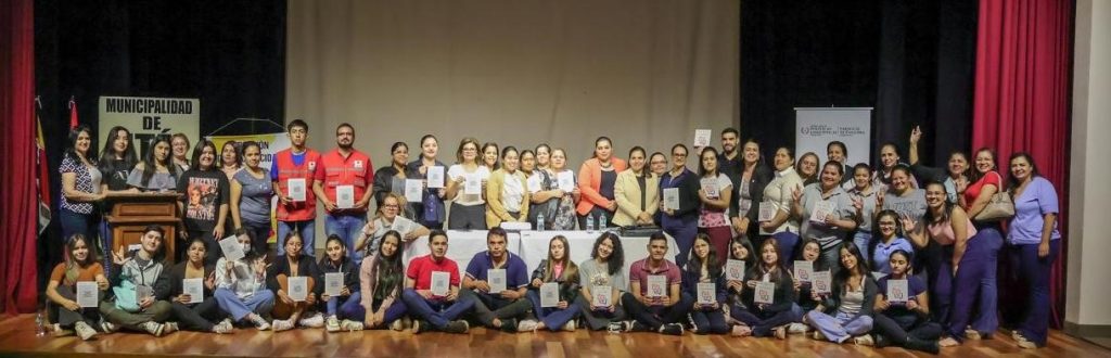 «Aty oñemyasãi ha ojehekombo’ehápe Léi 6530/20 rehegua» “Omopyendáva Lengua de Señas Paraguaya-pe (LSPy) Tetã Rembiporu Teéramo