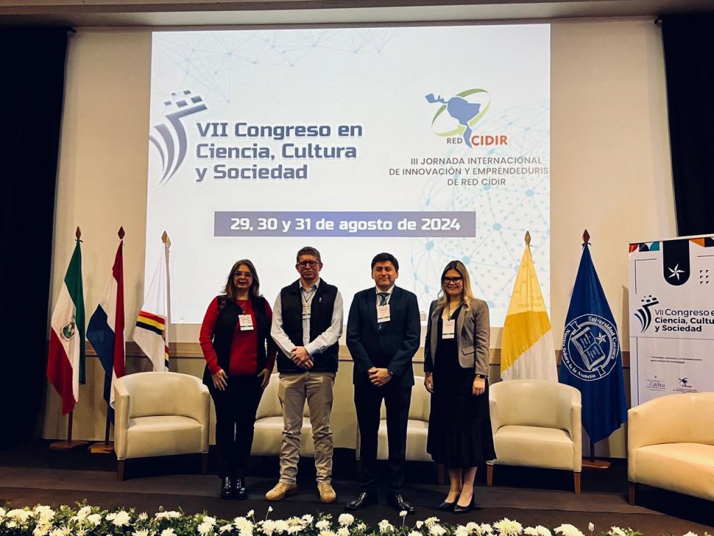 SPL presentó ponencia en importante congreso