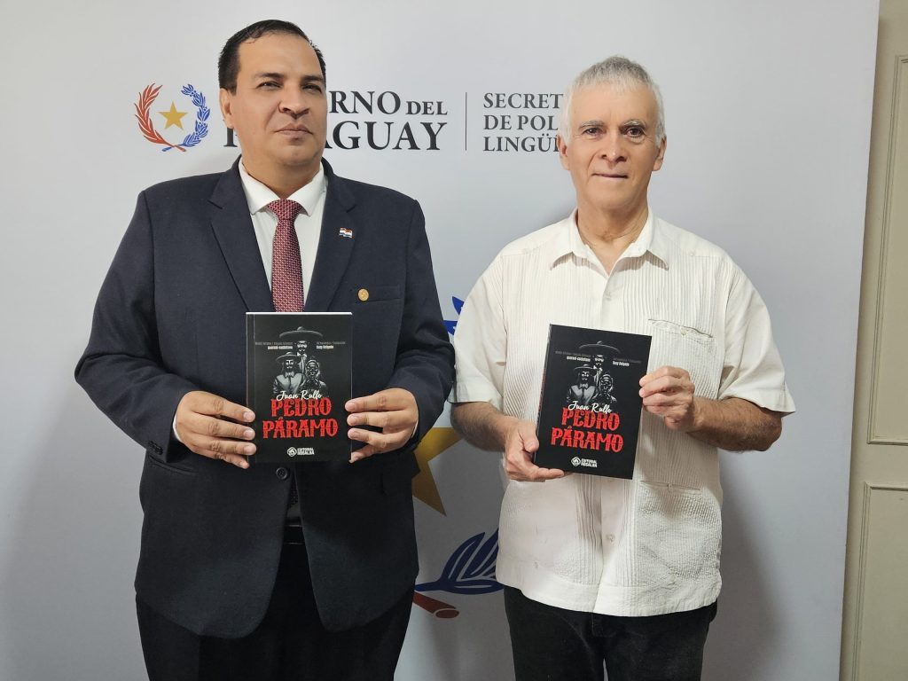 México embajador-pe oñeme’ẽ aranduka Pedro Páramo mokõi ñe’ẽmegua.