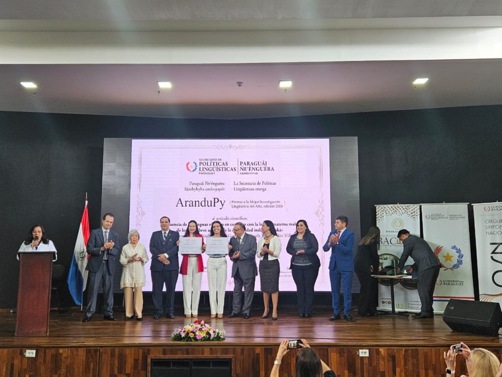 Entregaron premio AranduPy a la mejor investigación lingüística del 2024
