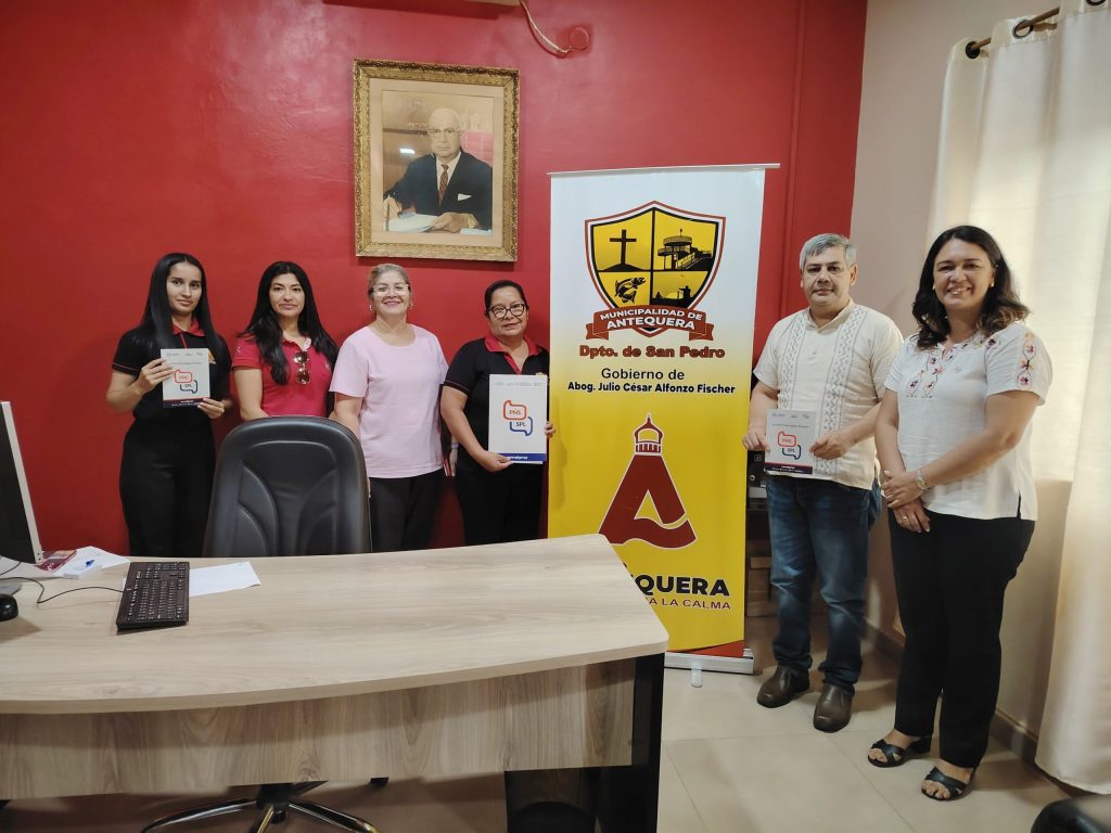 Impulsan la normalización de las lenguas oficiales en Puerto Antequera
