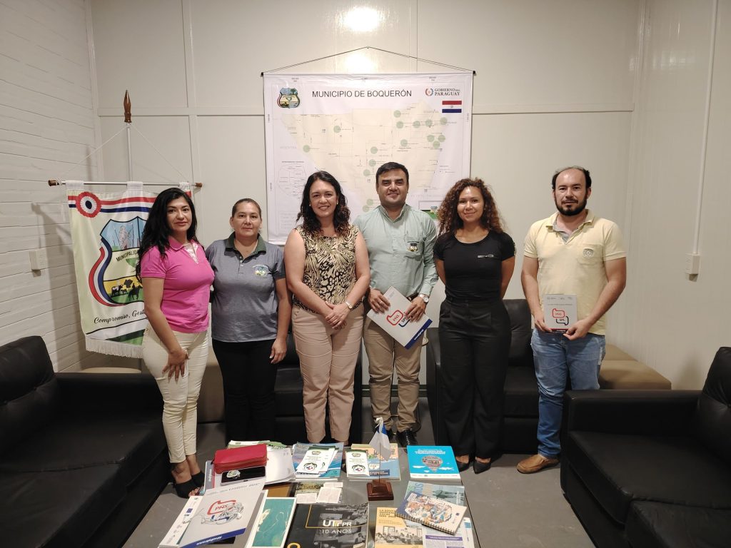 Tecnicos de la Secretaría de Políticas Lingüísticas realiza visita técnica a la Municipalidad de Boquerón