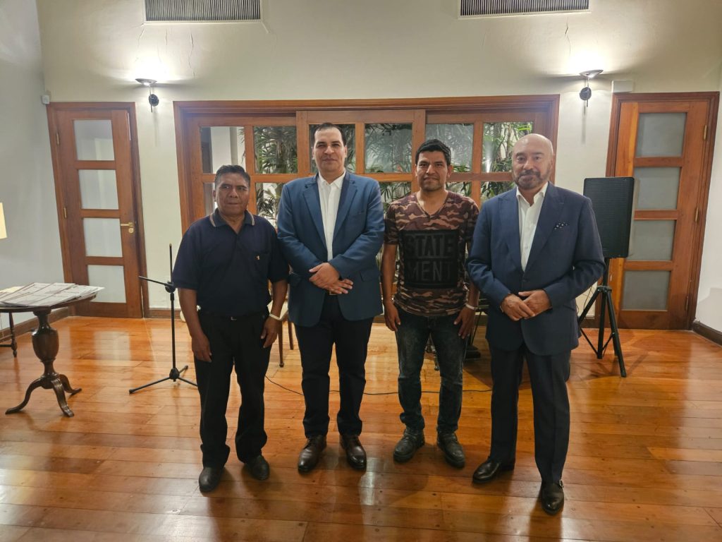Presentación de El Principito en lengua nivačle en Villa Guaraní